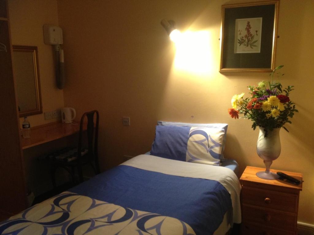 The White House Hotel Ward Rom bilde